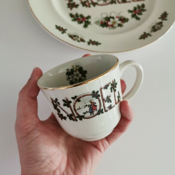 Wood & Sons 'Noel' Cup and Saucer Christmas Dinnerware Table Setting Holidays - Picture 3 of 6